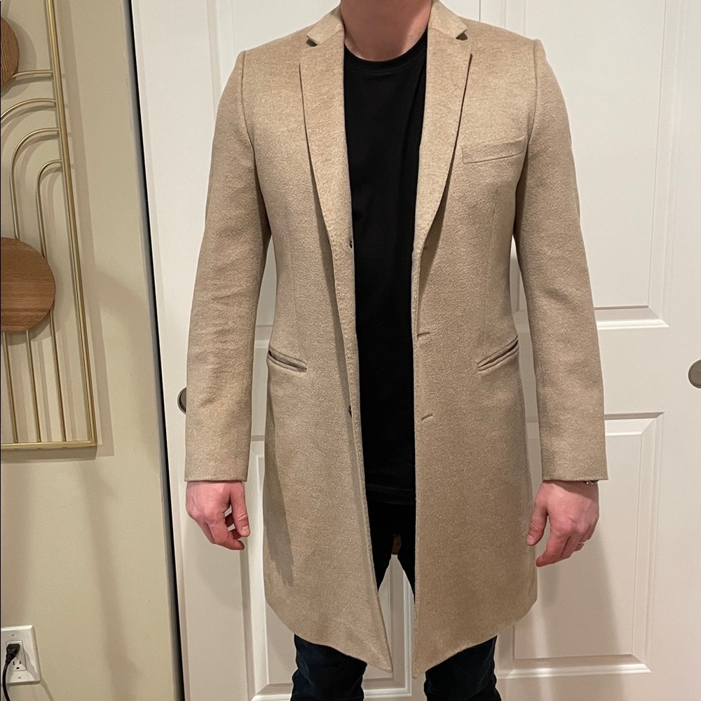 Hugo boss Peacoat.